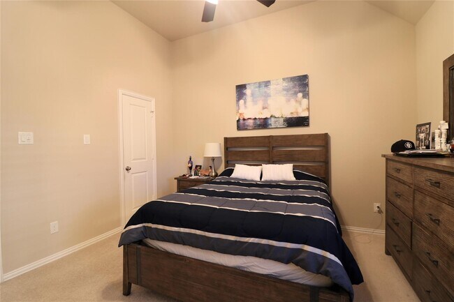 Building Photo - 10810 Kennowy Ct