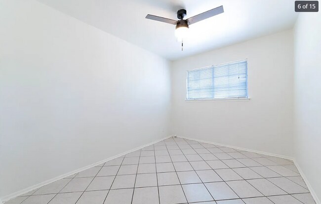 Building Photo - 107 Oak Valley Dr