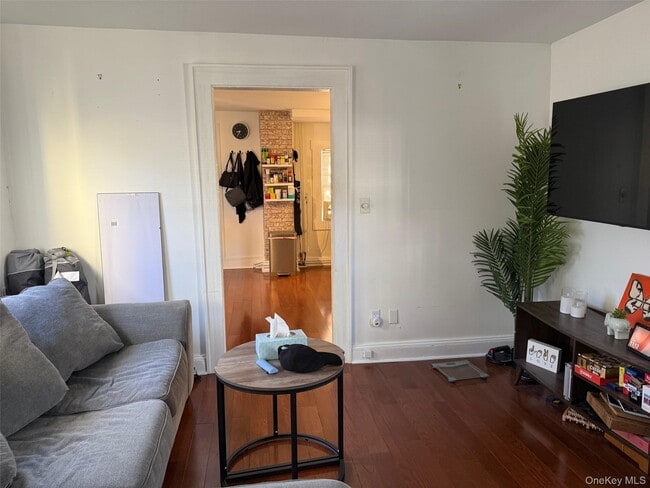 Building Photo - 93 Jackson Ave