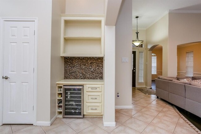 Building Photo - 2611 Oxhill Ct