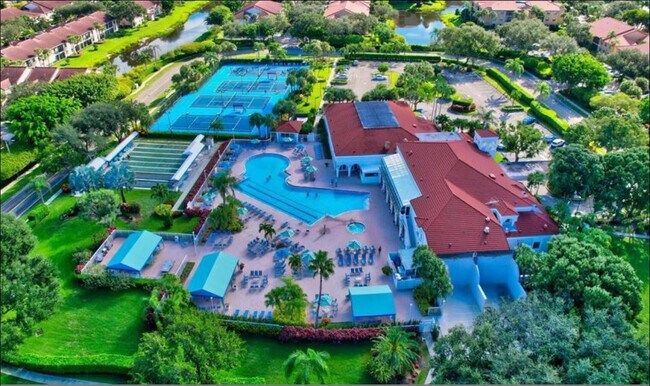 Building Photo - 5203 Europa Dr