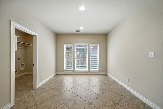 Building Photo - 27811 Bradford Ridge Dr