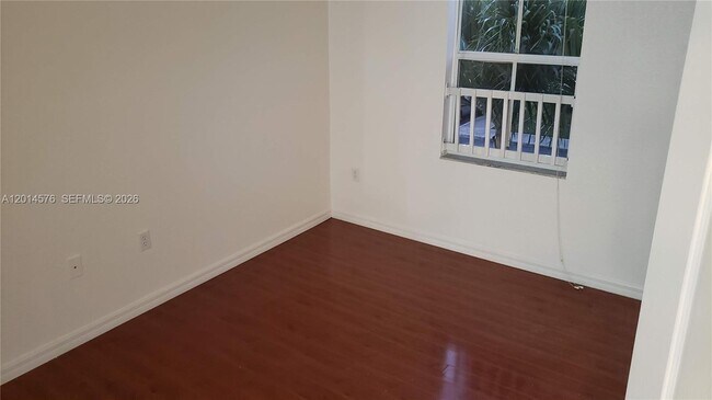 Building Photo - 3017 SW 129th Ave