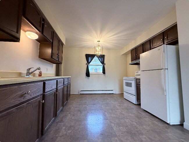 Building Photo - 6007 Oran Ave