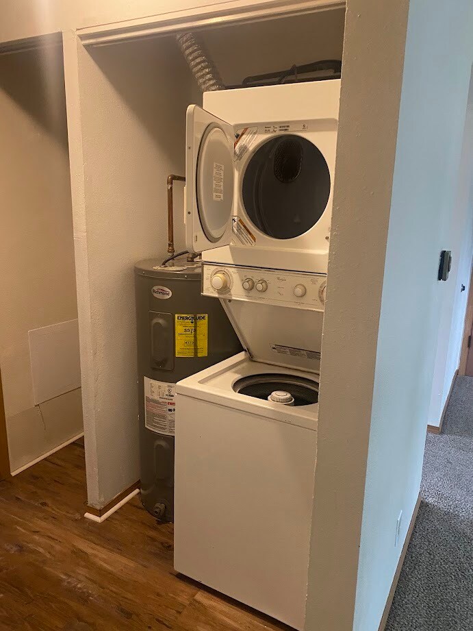 Building Photo - 310 Vinton Ave