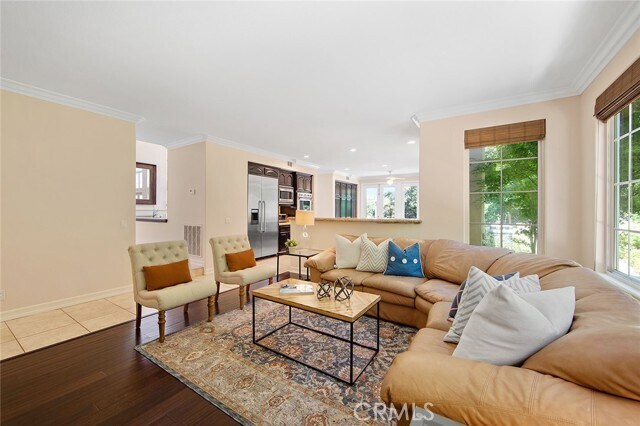 Building Photo - 19 Brigadier