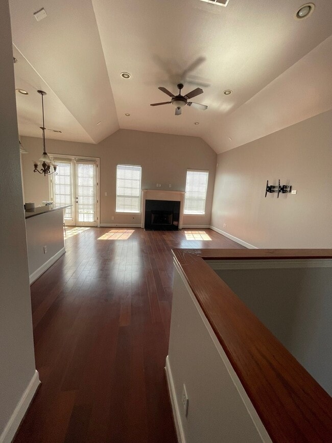 Building Photo - 2605 Almeda Forest Ct