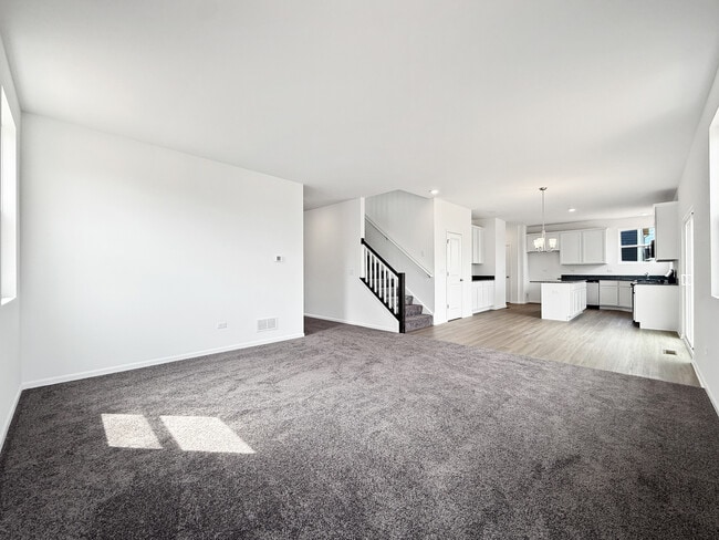 Building Photo - 1215 Stonegate Dr