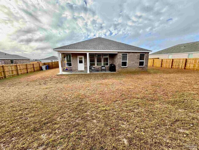 Building Photo - 6330 Buckthorn Cir