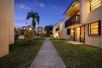 Building Photo - 3581 SW 117th Ave