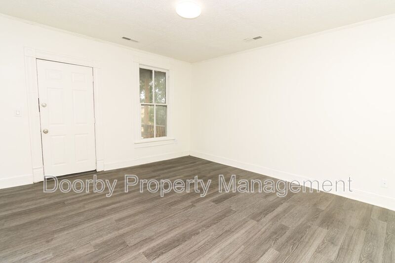 Building Photo - 4902 13th Ave