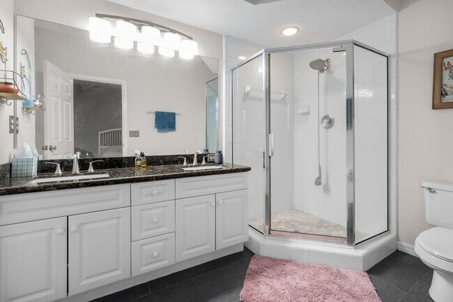 Building Photo - New Listing in Monticello at Mill Pond – S...