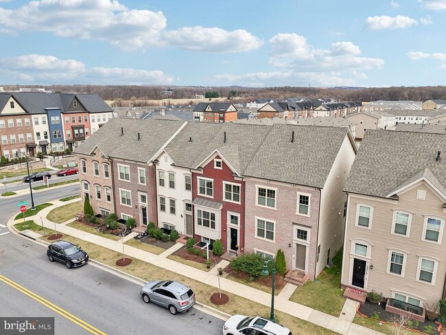 Building Photo - 13706 Petrel St