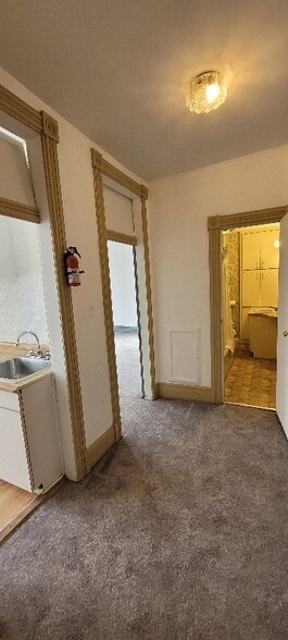 Building Photo - 231 S Prospect St