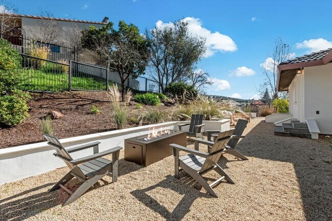 Building Photo - 4 Bedrooms, 3 Bathrooms, Cul-de-sac Location Near Silverado Country Club, Napa