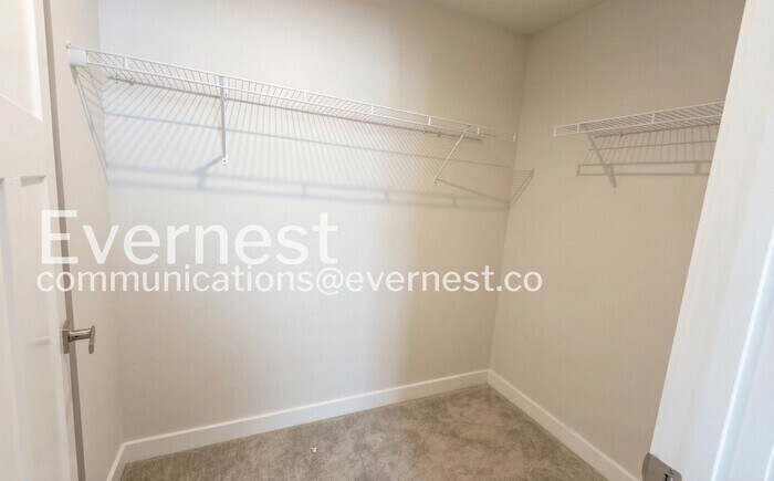 Building Photo - 18393 Signature Wy