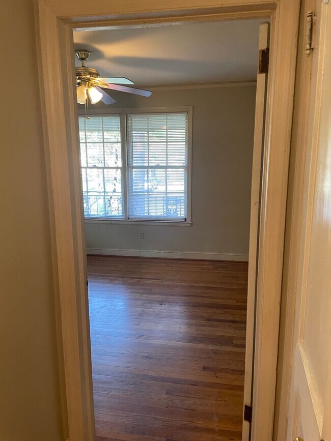 Building Photo - 108 Calhoun Rd