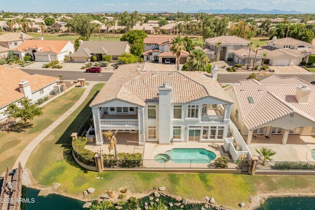 Building Photo - 5820 W Del Lago Cir