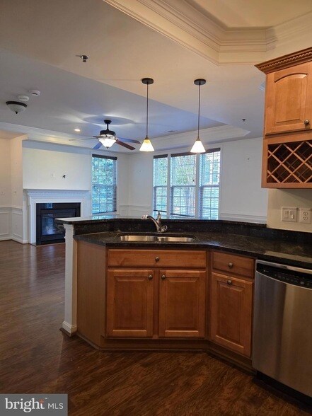 Building Photo - 3542 Huntley Manor Ln