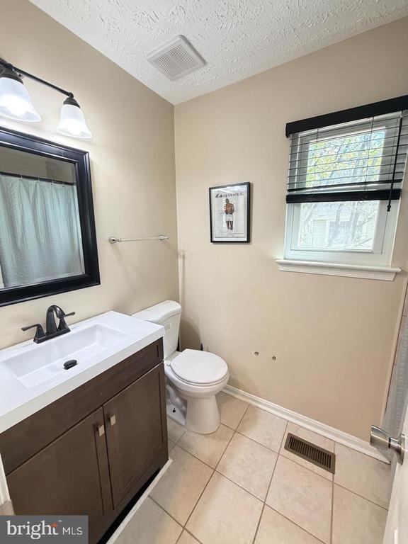 Building Photo - 7212 Tamo Ct