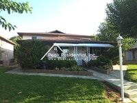 Building Photo - Spacious Rosemont Area 2bd/1ba Condo - Great Price!