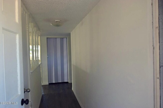 Building Photo - 4613 Sun Valley Dr