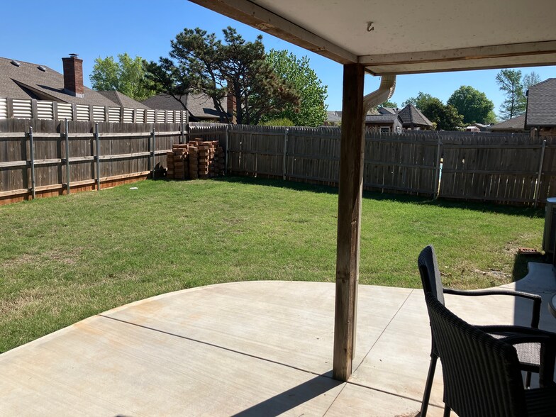 Back Yard - 3221 Cove Hollow Ct