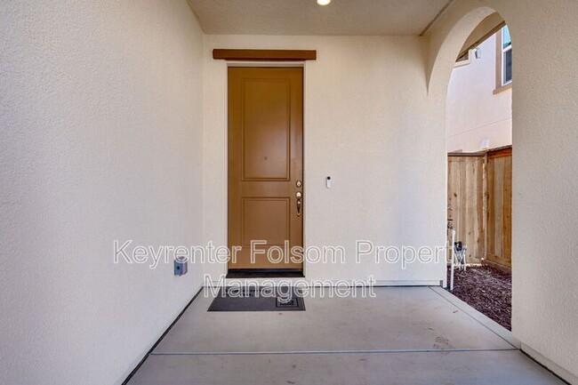 Building Photo - 4513 Fallon Dr