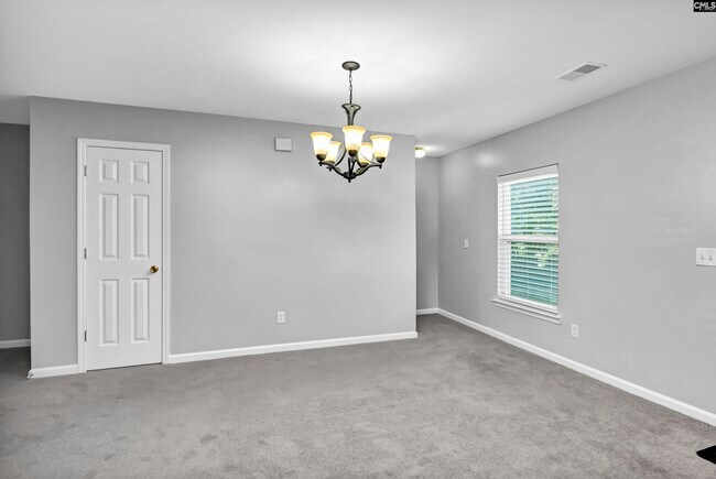 Building Photo - 141 Wigmore Ln