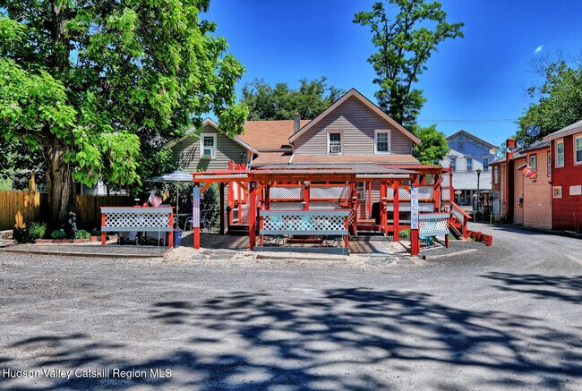 Building Photo - 3667 Rte 67