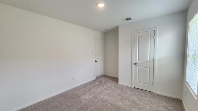 Building Photo - 6303 Geyser Starish Dr