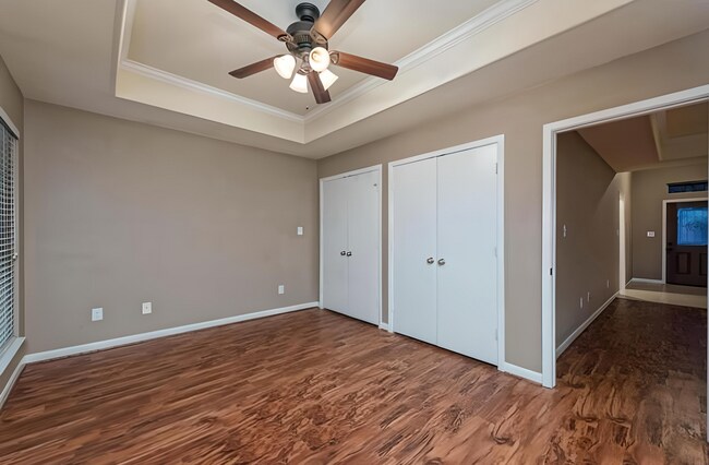 Building Photo - 10109 Colony Dr