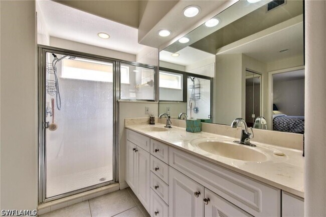 Building Photo - 8207 Ibis Cove Cir