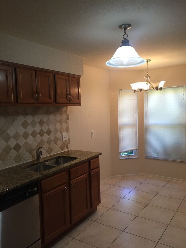 Building Photo - 7772SBD(100)