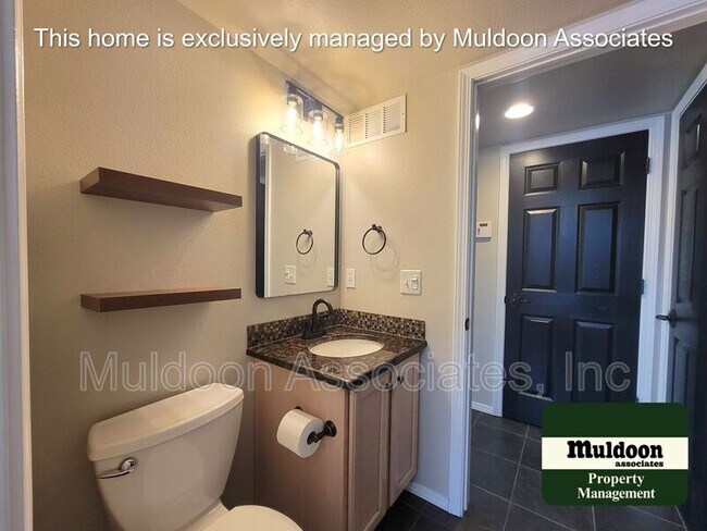 Building Photo - 6677 Wild Indigo Dr