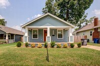 Building Photo - 3/2 Home Ready for the Holidays! $500 Move...