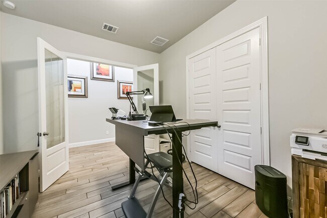 Building Photo - 11922 Parsifal Creek Rd