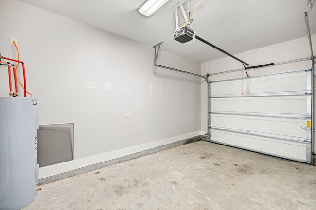 Building Photo - 56 Penelope St