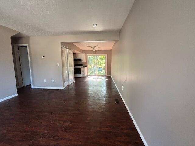 Building Photo - 3469 Nutcreek Ct