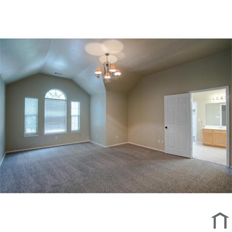 Building Photo - 3212 Avery Ln