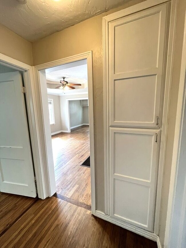 Building Photo - Cute 2 Bed 1.5 Bath in Bethany