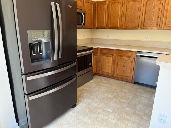 Building Photo - 3537 Whisper Creek Blvd