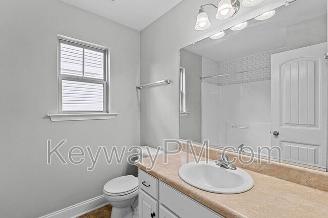 Building Photo - 1132 Sierra Ln