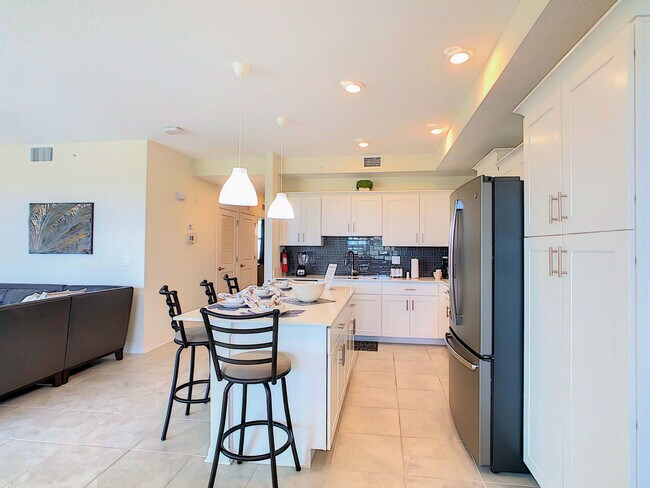 Building Photo - 4784 Clock Tower Dr