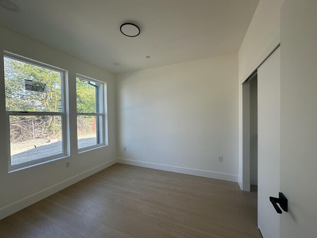 Building Photo - Brand New Construction 3 Bed | 2 Bath - Es...