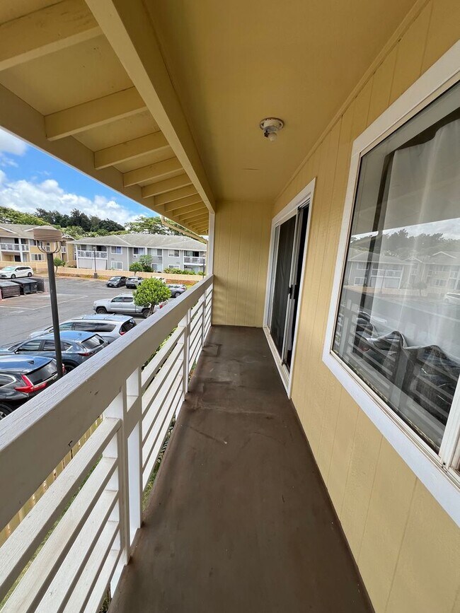 Building Photo - 2 Bedroom / 2 bath, 759 Sq Ft. unit with 2...