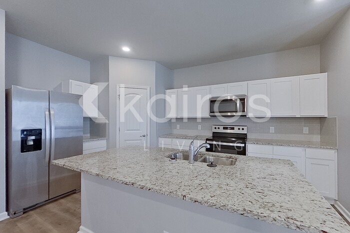 Building Photo - 115 ORTHELLO COURT