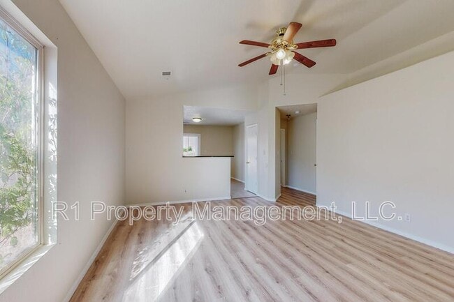 Building Photo - 3473 Martin Meadows Dr NE