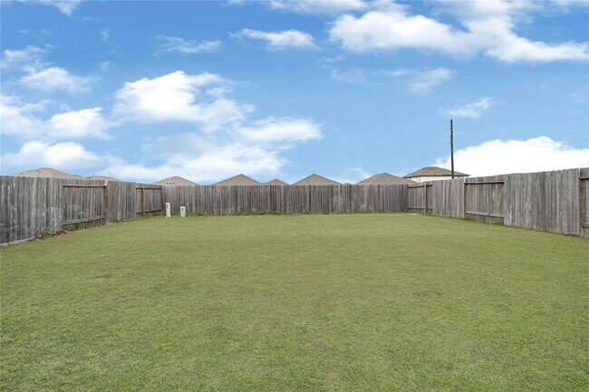Building Photo - 1013 Lacebark Pne Ln
