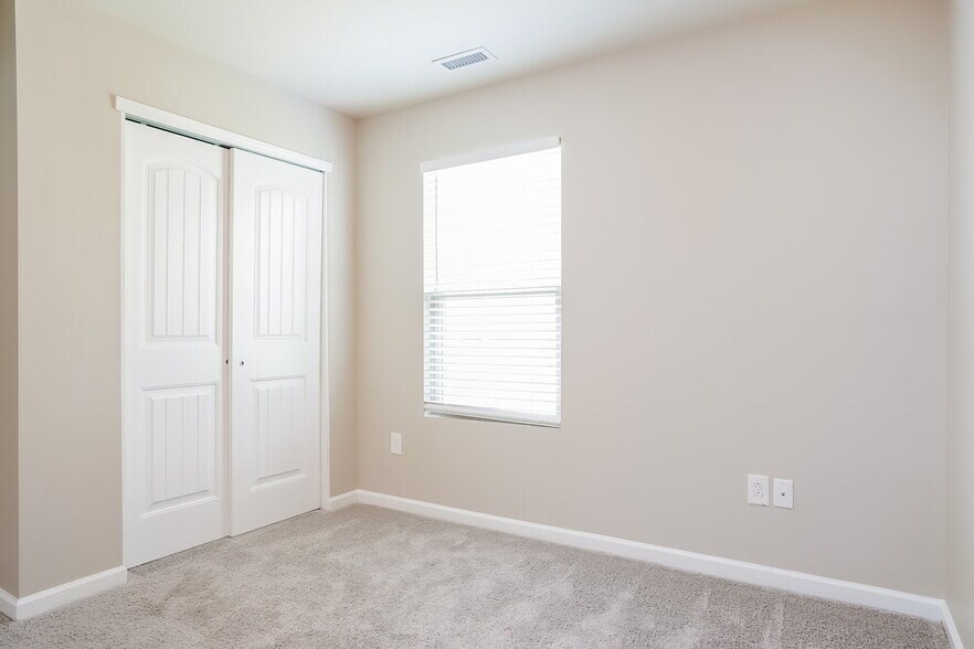 Building Photo - 3661 Althorp Drive